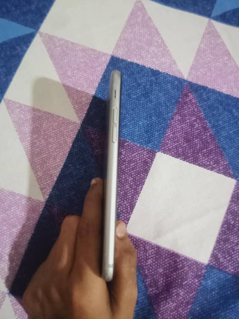 Apple iPhone 6S 7