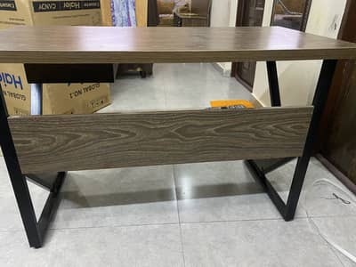 Laptop Table 9/10