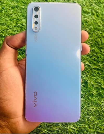 Vivo S1