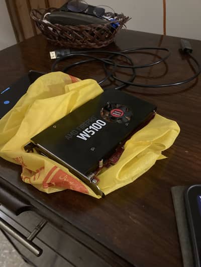 AMD Firepro W5100 4GB (Custom Drivers)