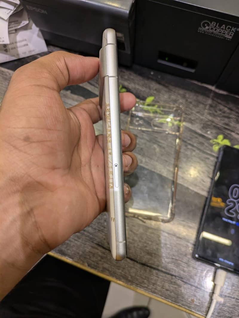 Google Pixel 7 6
