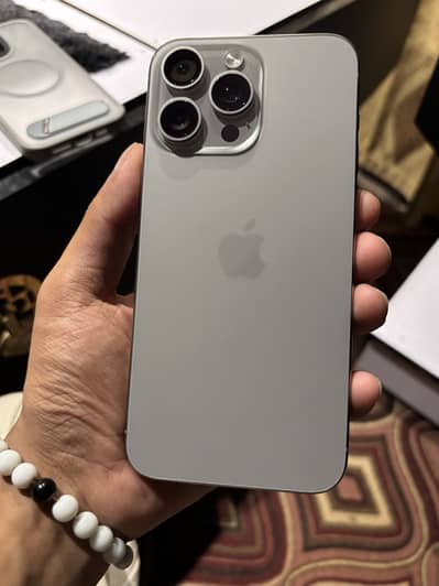 IPhone 15 Promax factory unlock
