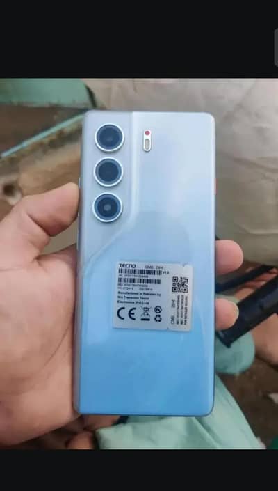 Tecno CAMON 40