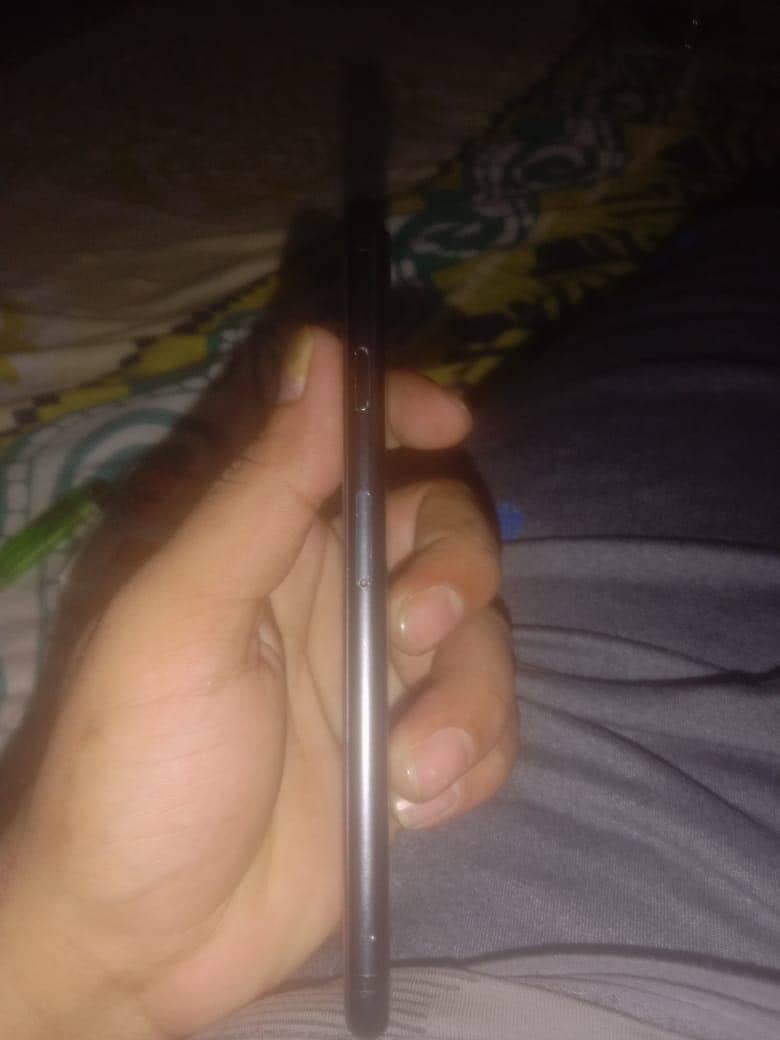 Apple iPhone 7 1