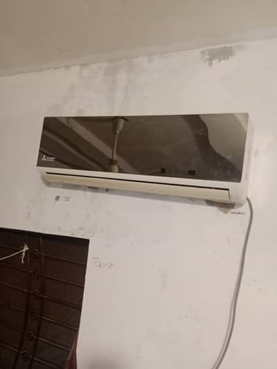 MITSUBISHI AC 1.5 TON  ONLY 2 YEARS USE CONDITION 10/10