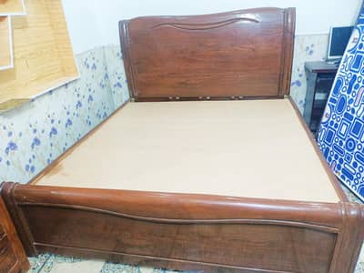 Shesham wood bed and dressing for sale