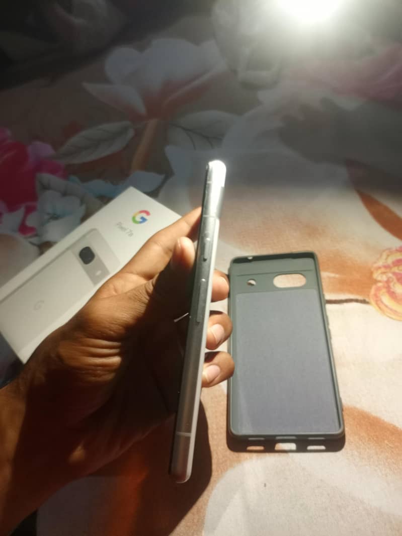 Google Pixel 7a 8