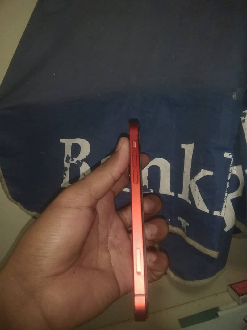 iPhone 12 3