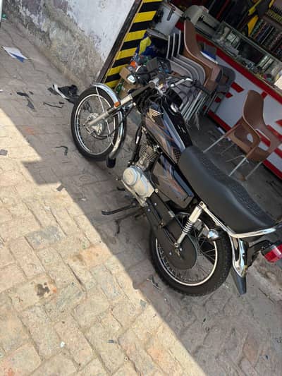HONDA CG 125 Black Color