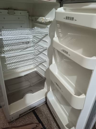 Sell refrigerator