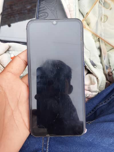 Vivo Y17
