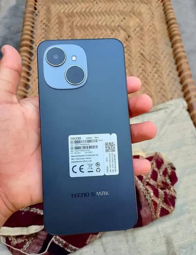 Tecno Spark 40c 4+4/128gb With original box charger