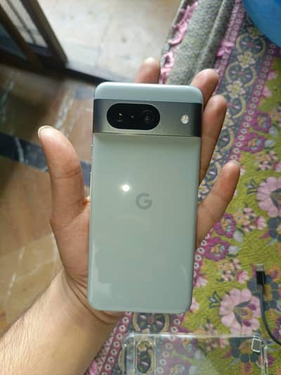 Google Pixel 8