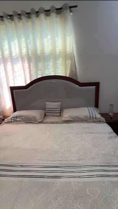 FURNITURE FOR SALE (CONDITION 10/10 ) 3 MONTHS USED ONLY