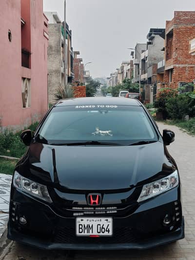 Honda Grace Hybrid 2014