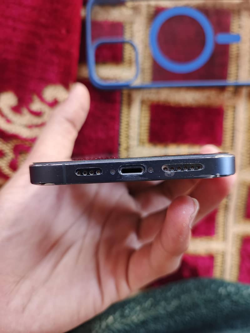 iphone 12 pro max 3