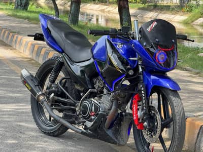 Yahama YBR Almost Modified