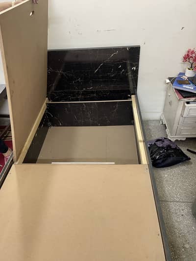 Custom made single bed