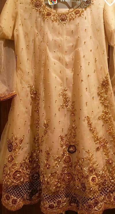 Beautiful dress awailable