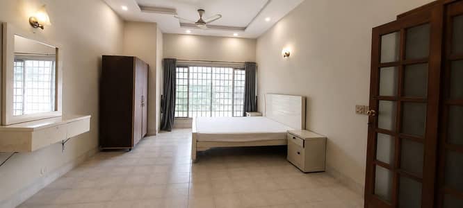 Safe & Independent Rooms - Females Accommodation