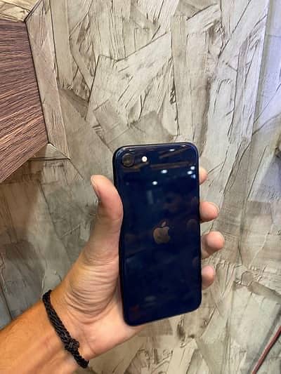 Apple iPhone SE 3 2022