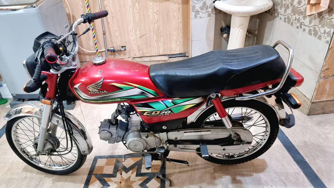 HondaCd70 4