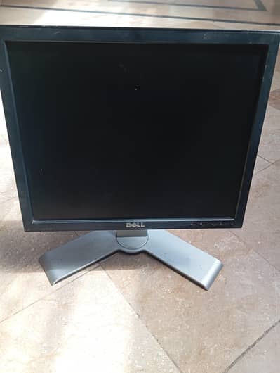 Dell 19 Inch LCD/Monitor. . . 10/10 Condition