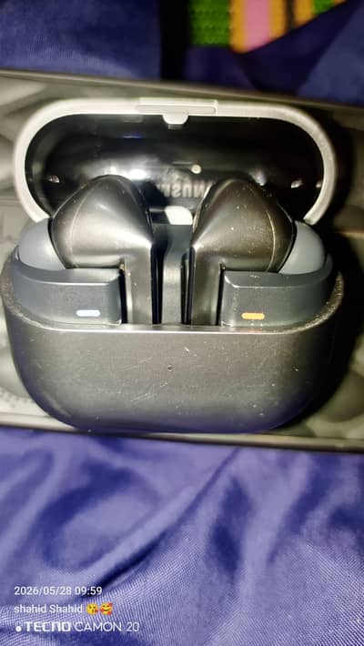 Samsung Galaxy Pro Earphones