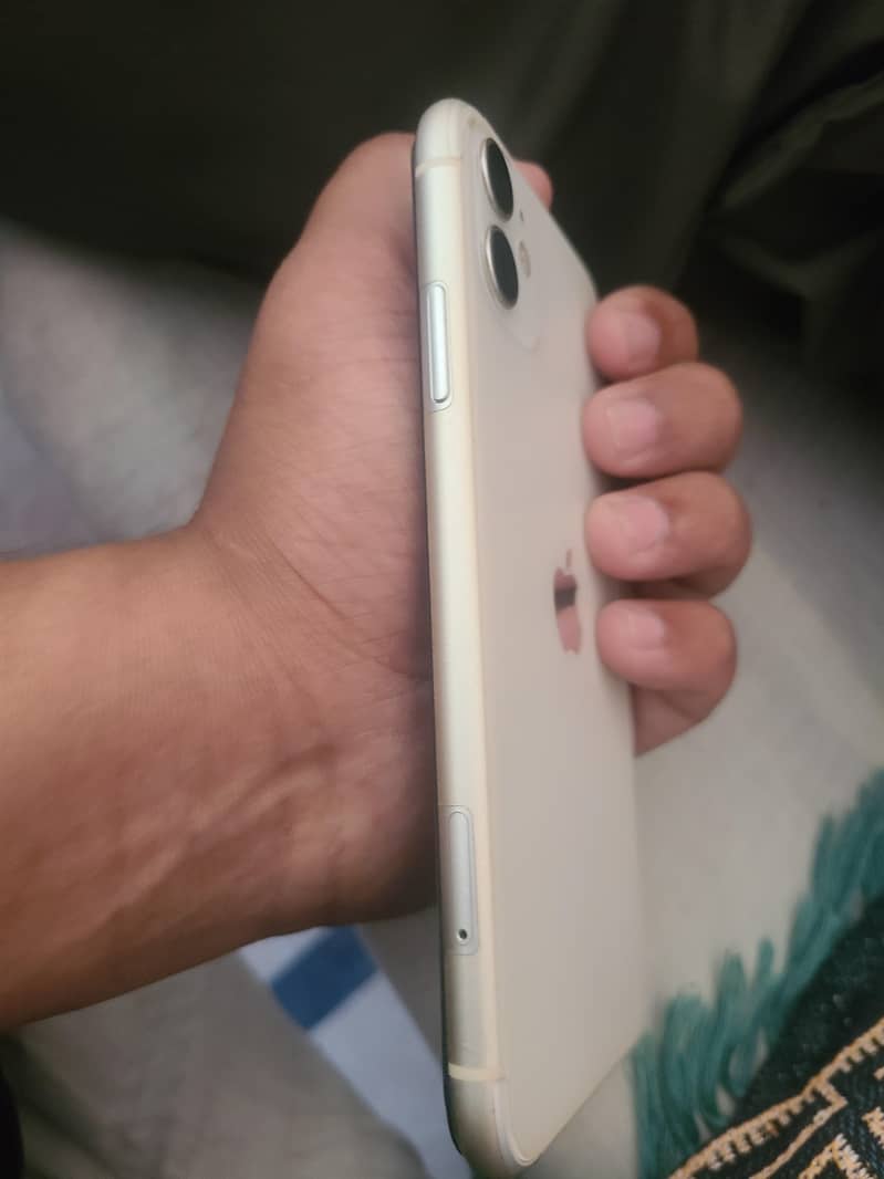 Apple iPhone 11 1