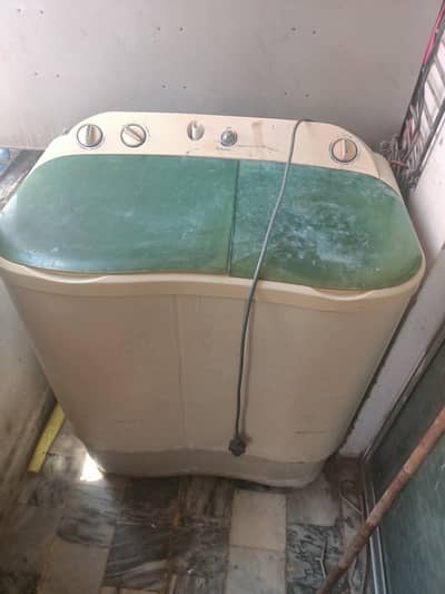 hair washing machine good condition