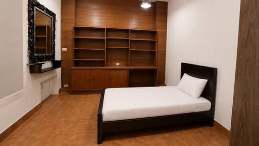 Rooms for Professionals and Travellers