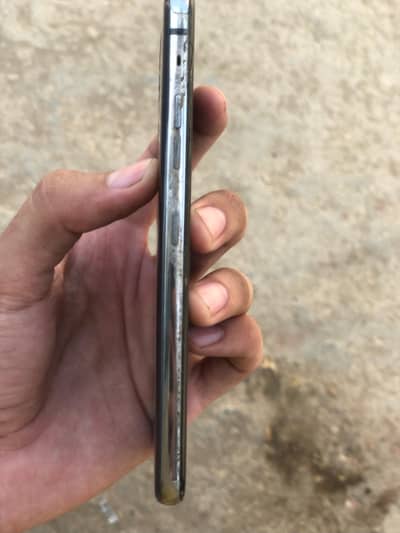 LG G8 ThinQ
