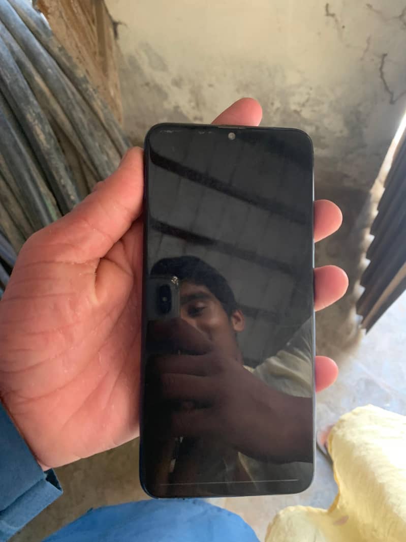 oppoF9 4