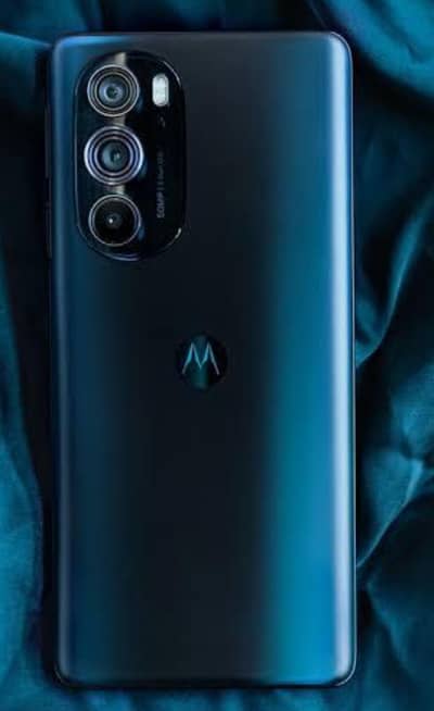moto edge 30 pro c"*"p'"*i"*""d