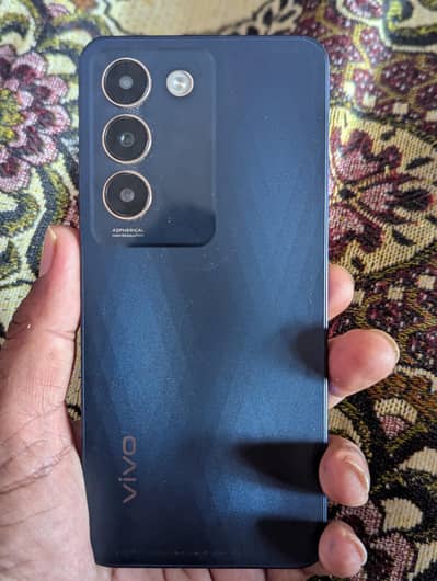 Vivo y100 8/256