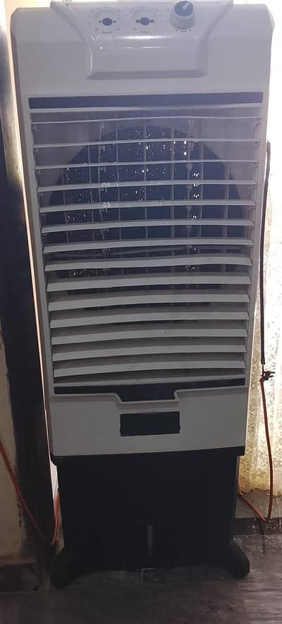 12 v DC sir cooler 1 Soler plat 180 w 1 Soler charger sale