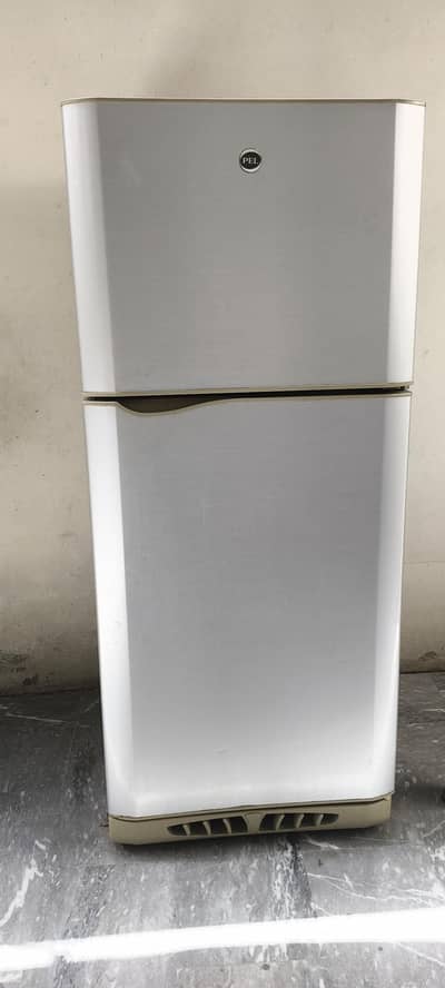 PEL Large size refrigerator for Sale just buy and use no any issue