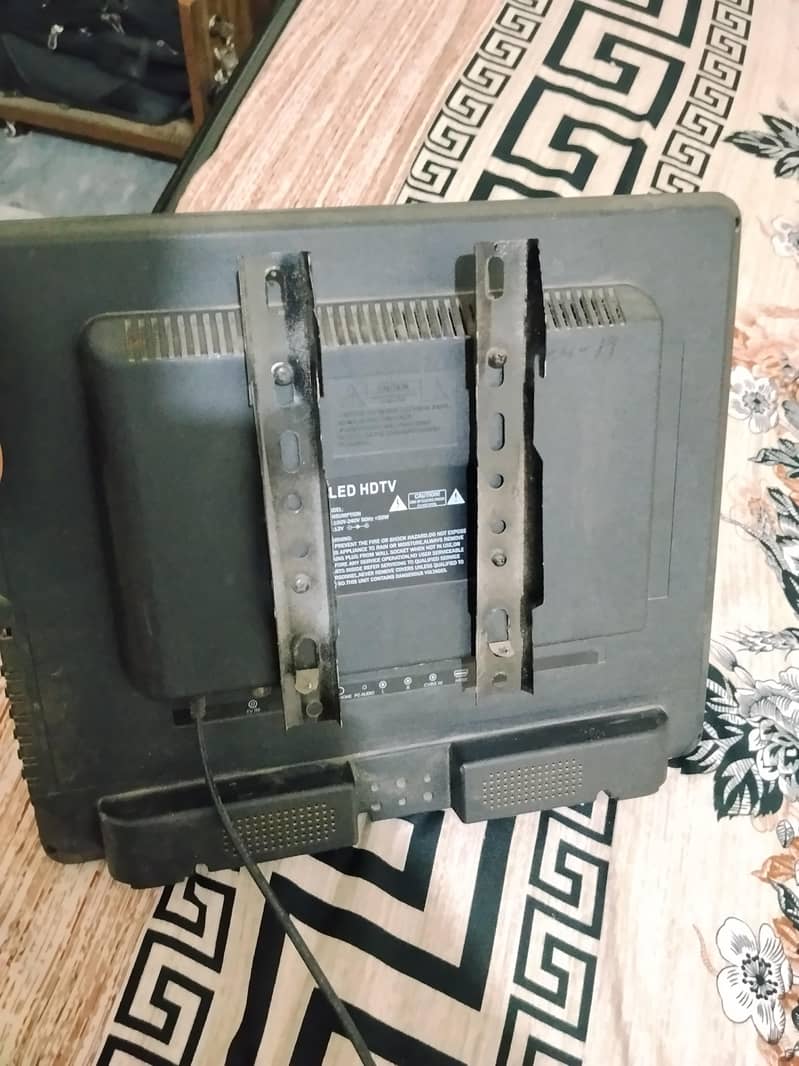 TV LCD 1
