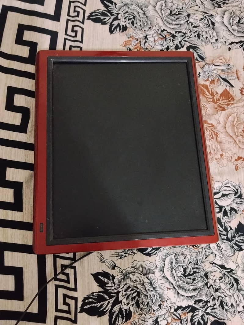 TV LCD 2