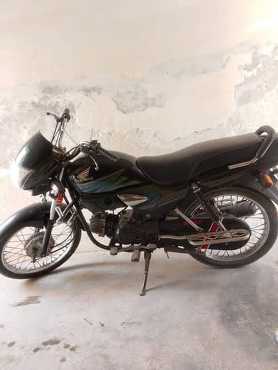 Honda pridor
