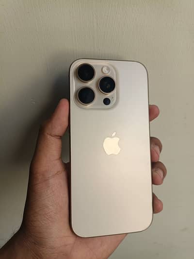 16 pro desert titanium