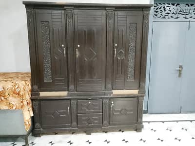 King Size 3 Cabinet Wardrobe
