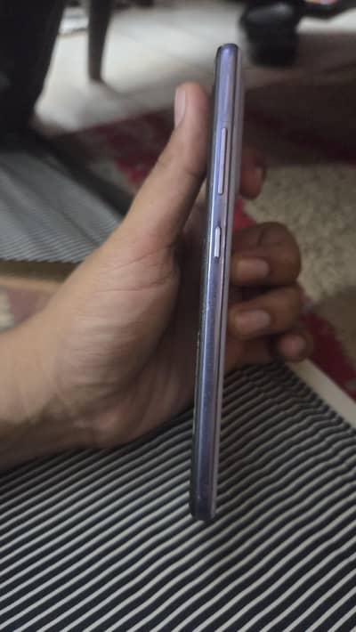 Samsung Mobile A52