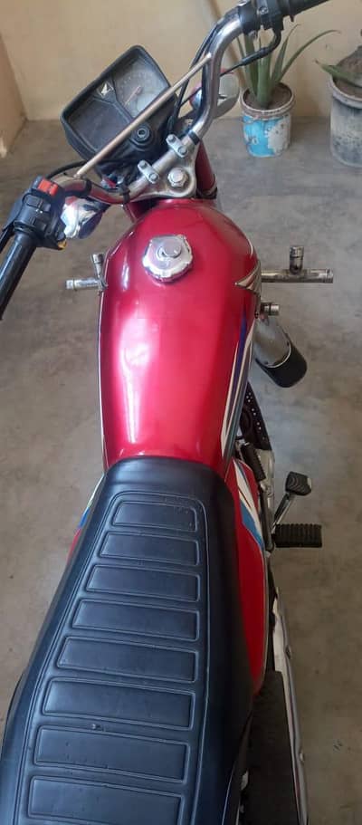 Hona 125