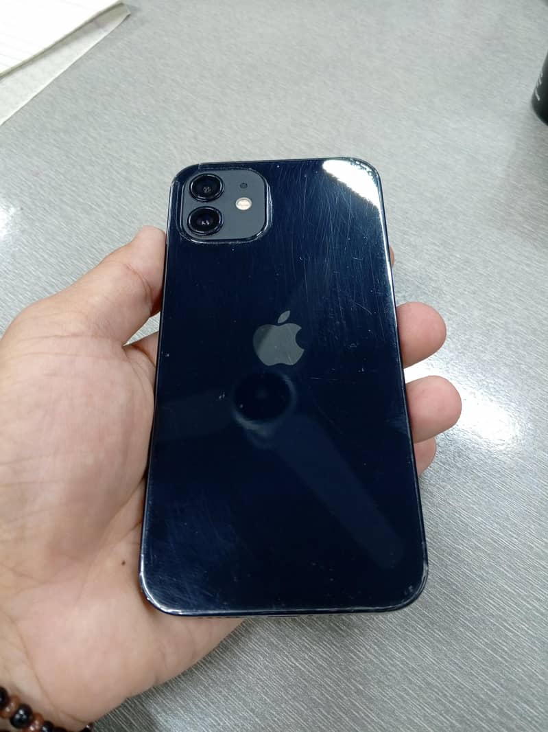 Apple iPhone 12 1