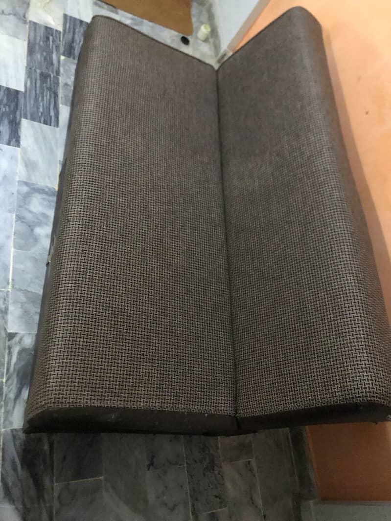 Sofa cumbed 1