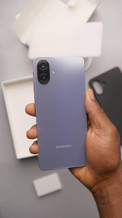 Samsung a07 4/128 1 week uos open box urgent sale