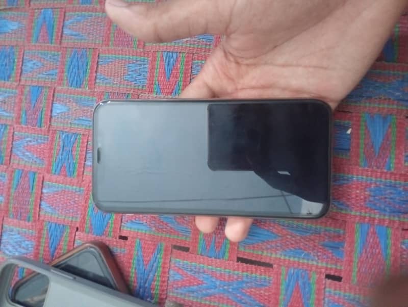 iPhone 11 Pro 2