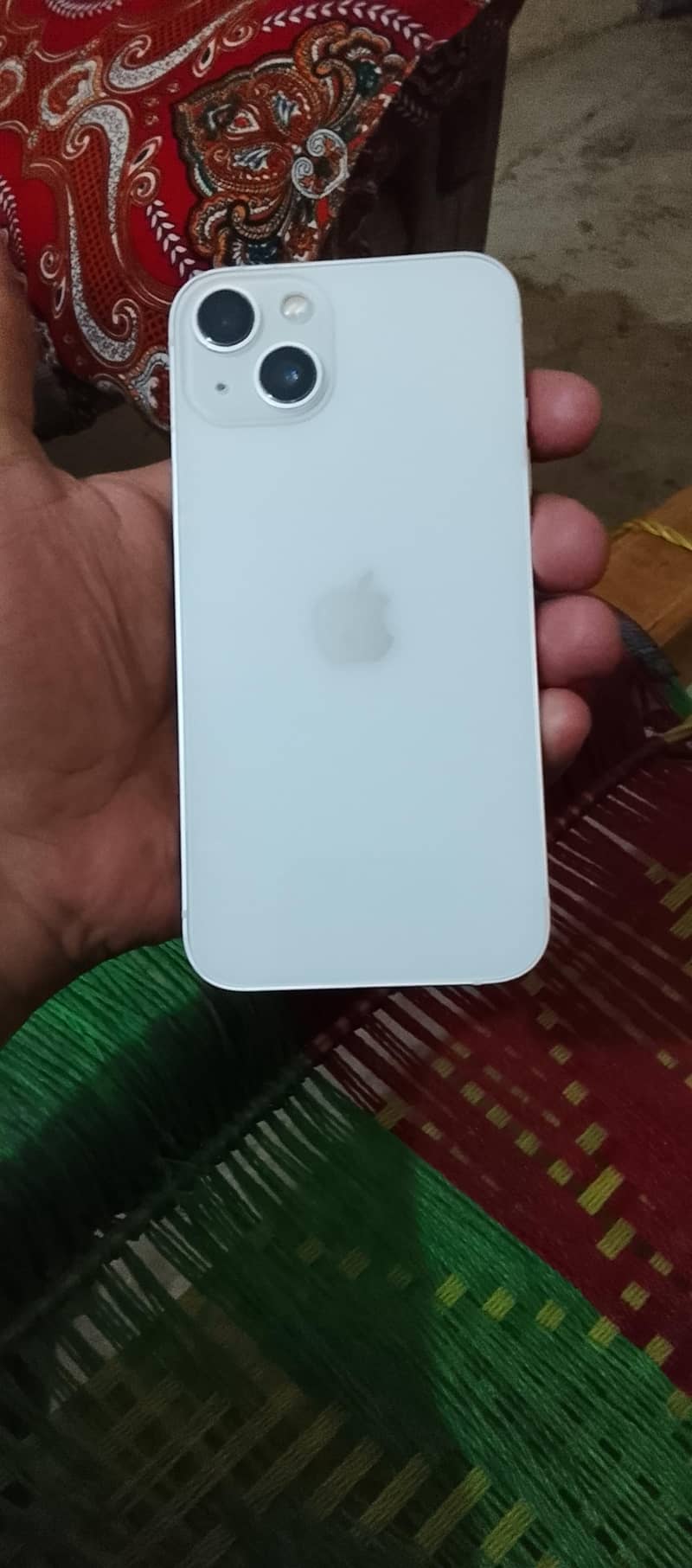 Apple iPhone 13 0