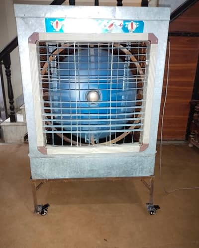 Big Air Cooler for sale With Cooling Pads.